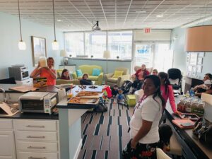 Women attend pregnancy resource class at HELP Pregnancy Aid
